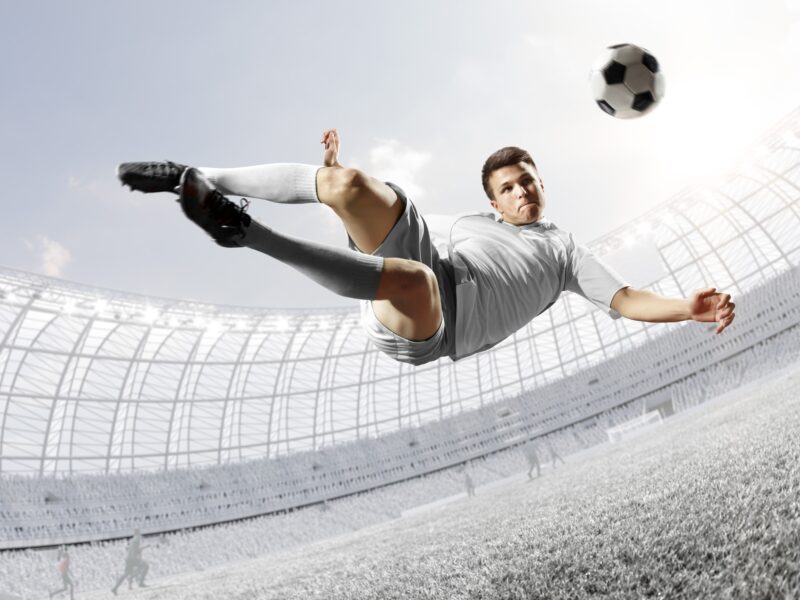 Обои soccer, stadium, soccer ball, strong man на рабочий стол.