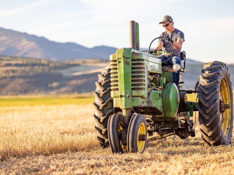 Обои John Deere, row crop tractor, 1947, John Deere Model A на рабочий стол.