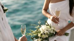 Обои champagne, crystalline lagoon, Maldivian sunset, loved-up couples на рабочий стол.