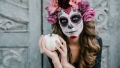 Обои Woman, Halloween, Costume, Pumpkin на рабочий стол.